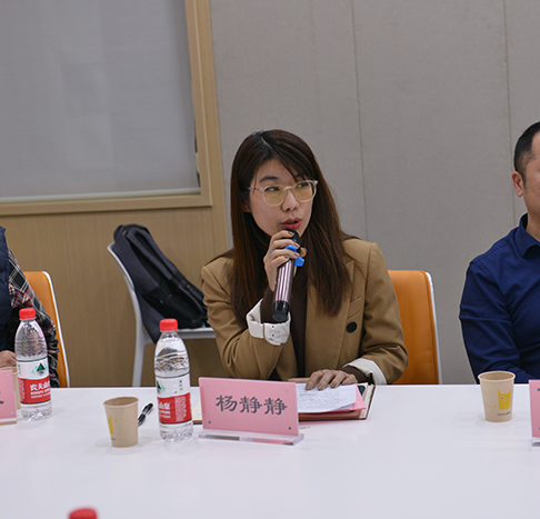 Semin&aacute;rio do Centro de Pesquisa do Sri Lanka